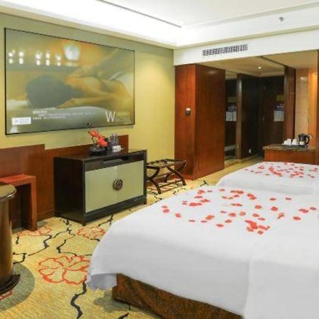 ยูราเซีย อินเตอร์เนชั่นแนล โฮเต็ล Hotel ตงกวน ภายนอก รูปภาพ