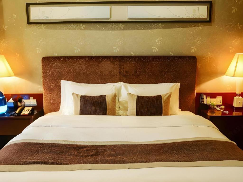 ยูราเซีย อินเตอร์เนชั่นแนล โฮเต็ล Hotel ตงกวน ภายนอก รูปภาพ