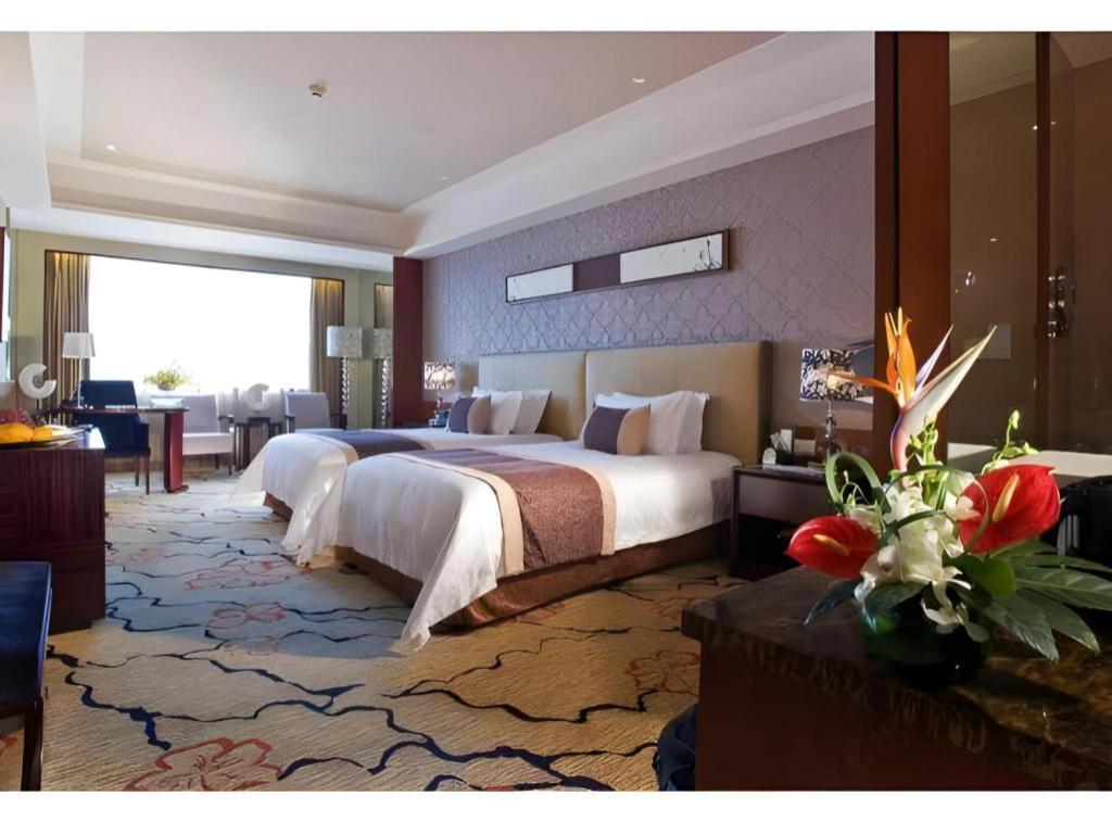 ยูราเซีย อินเตอร์เนชั่นแนล โฮเต็ล Hotel ตงกวน ภายนอก รูปภาพ