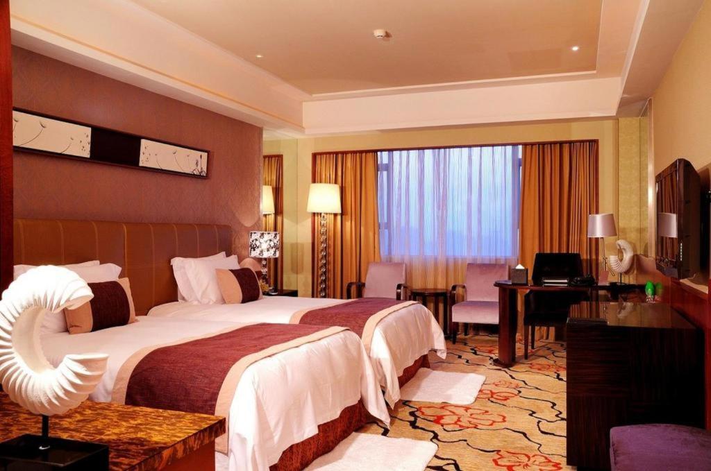 ยูราเซีย อินเตอร์เนชั่นแนล โฮเต็ล Hotel ตงกวน ภายนอก รูปภาพ
