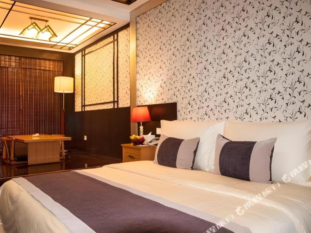 ยูราเซีย อินเตอร์เนชั่นแนล โฮเต็ล Hotel ตงกวน ภายนอก รูปภาพ