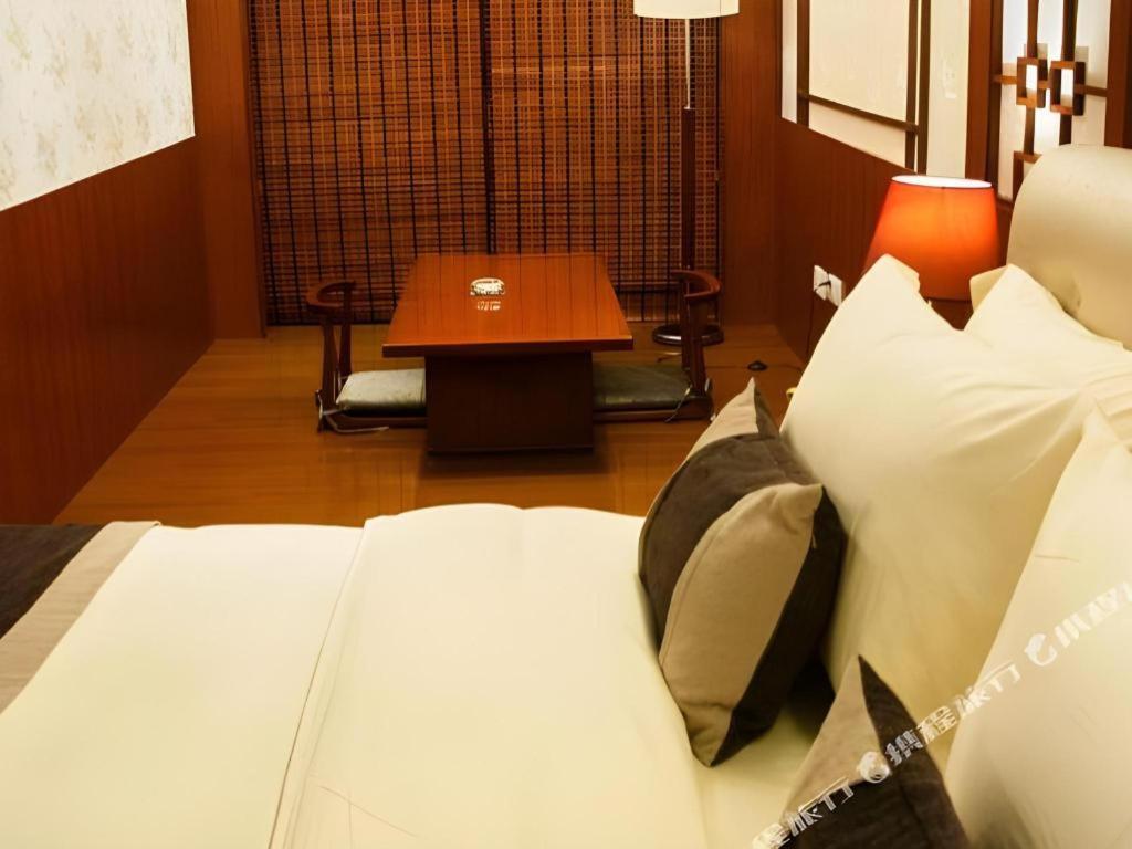 ยูราเซีย อินเตอร์เนชั่นแนล โฮเต็ล Hotel ตงกวน ภายนอก รูปภาพ