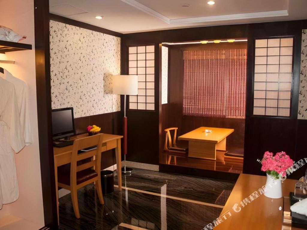 ยูราเซีย อินเตอร์เนชั่นแนล โฮเต็ล Hotel ตงกวน ภายนอก รูปภาพ