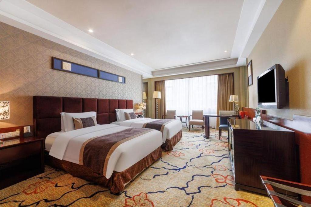 ยูราเซีย อินเตอร์เนชั่นแนล โฮเต็ล Hotel ตงกวน ภายนอก รูปภาพ